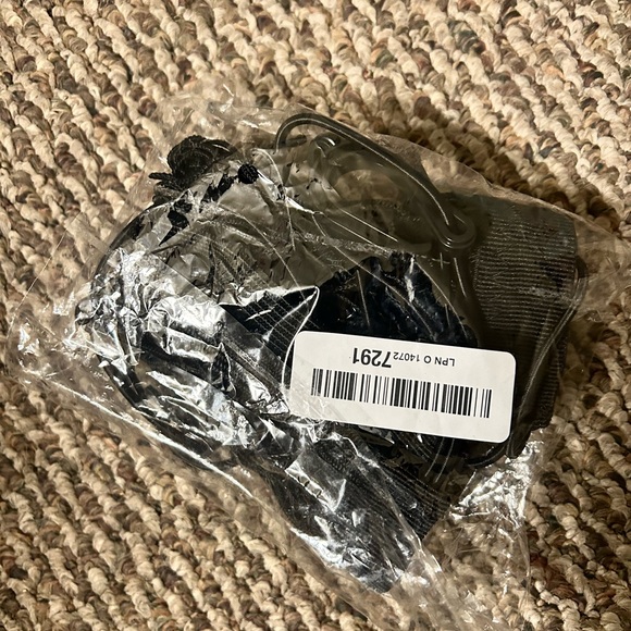 Car Mesh - Picture 3 of 4